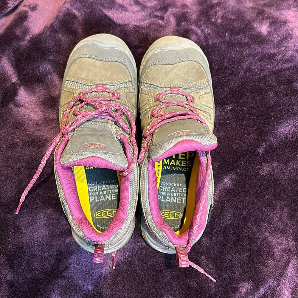 Keen hiking shoes